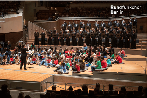 Liederbörse der Grundschulen (c) Peter Adamik