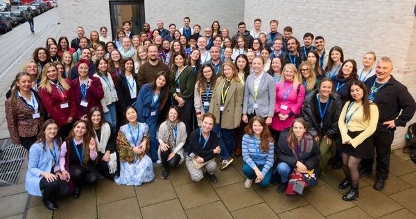 Gruppenfoto der TCA Teilnehmer in Hamburg.
