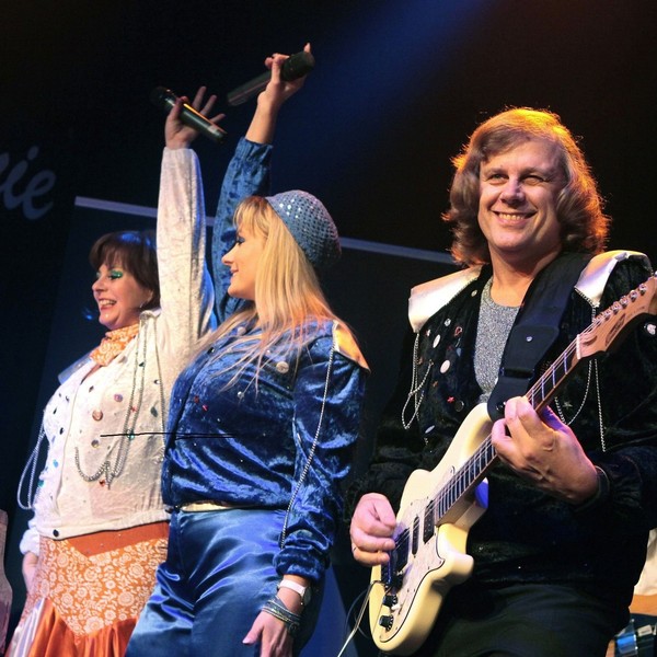 Abba-Hits ganz ohne Playback: 4 Swedes in der Konzertkirche