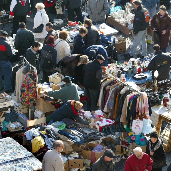 Flohmärkte in MV: Wann und wo gibt es 2025 Schätze zum kleinen Preis?